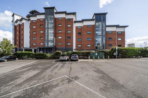 2 bedroom flat for sale, Rope Quays, Hampshire PO12