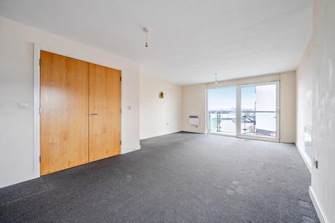 2 bedroom flat for sale, Rope Quays, Hampshire PO12