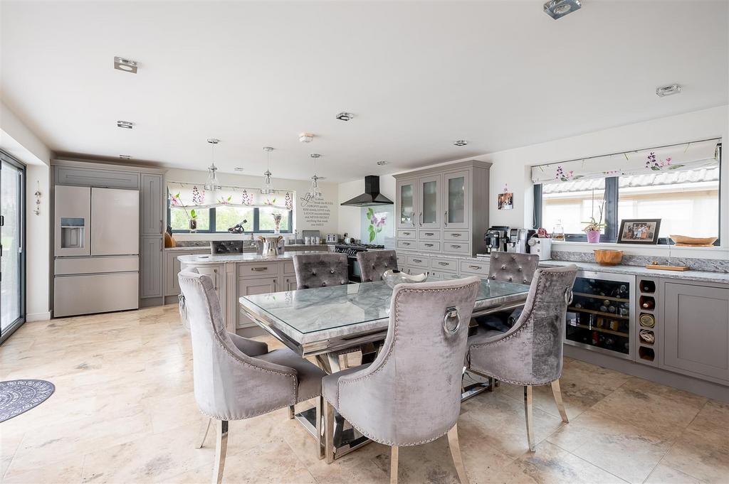 Kitchen Diner