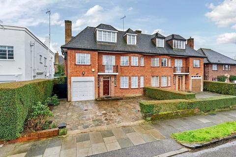 5 bedroom detached house for sale, Linden Lea, N2