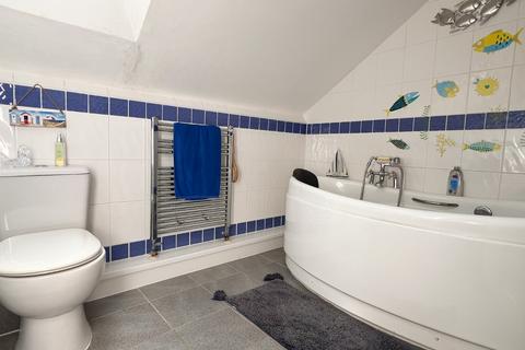 Greylands Downside Road, Backwell, Bristol, BS48 3DZ