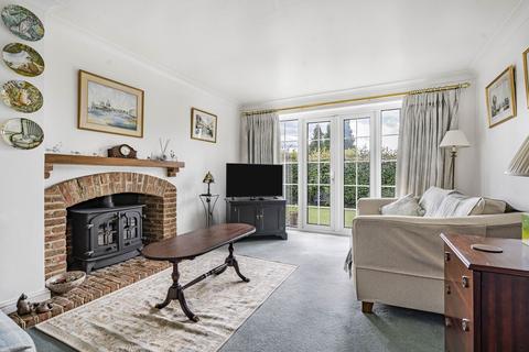 Gable Cottage Downs Lane, Leatherhead, KT22 8JJ