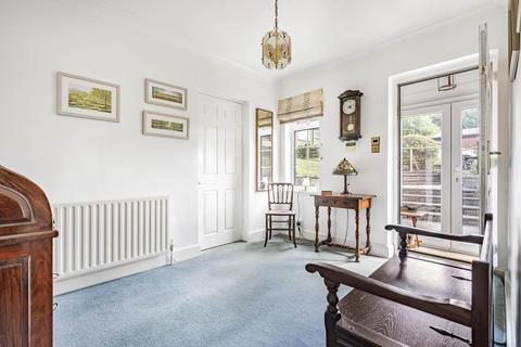Gable Cottage Downs Lane, Leatherhead, KT22 8JJ