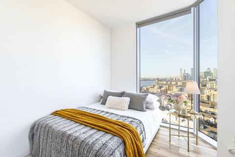 3 bedroom flat for sale, Harmony Place, Deptford, London, SE8