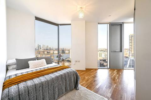 3 bedroom flat for sale, Harmony Place, Deptford, London, SE8