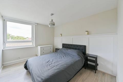 2 bedroom flat for sale, Garratt Lane, Earlsfield, London, SW17
