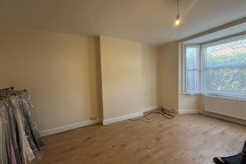 undefined, Pymmes Road, Bowes Park N13 Area