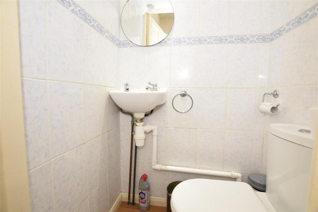 Cloakroom .jpg