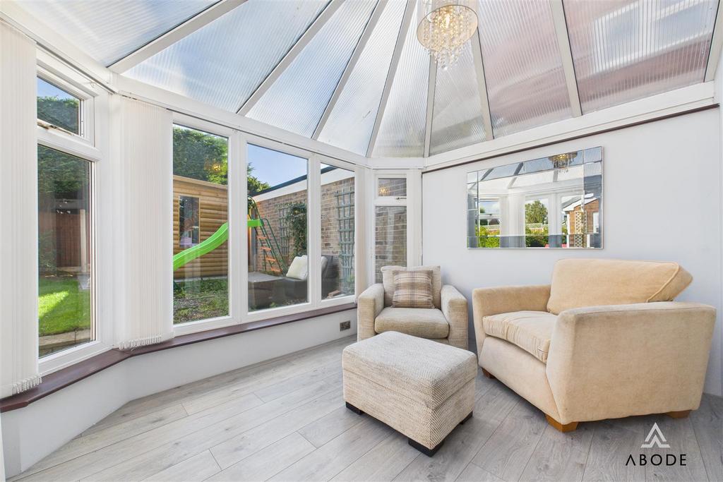 CAM03473 G0-PR0464-STILL009.jpg