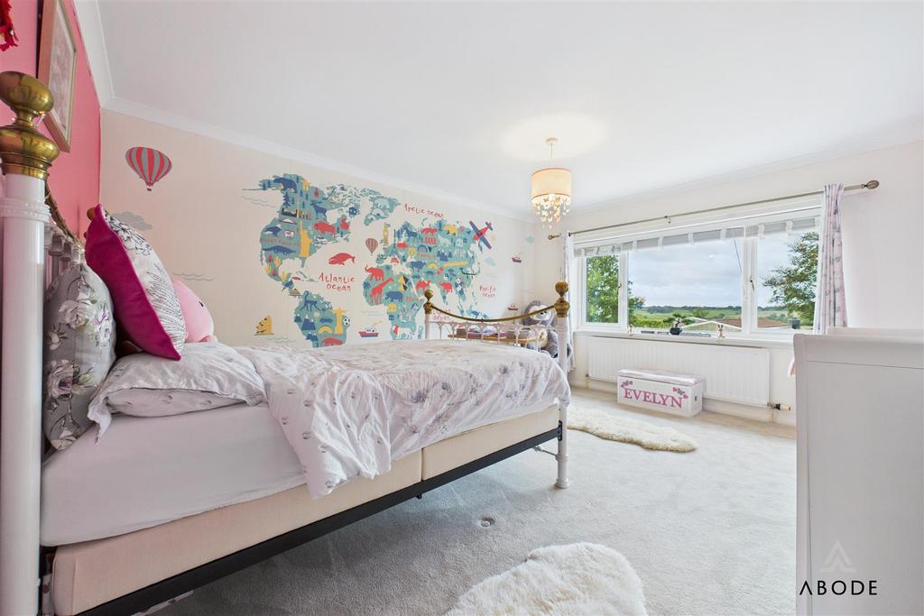 CAM03473 G0-PR0456-STILL006.jpg