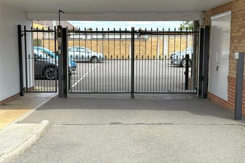 2 bedroom apartment for sale, Southend Road, Stanford-le-Hope, Essex, SS17