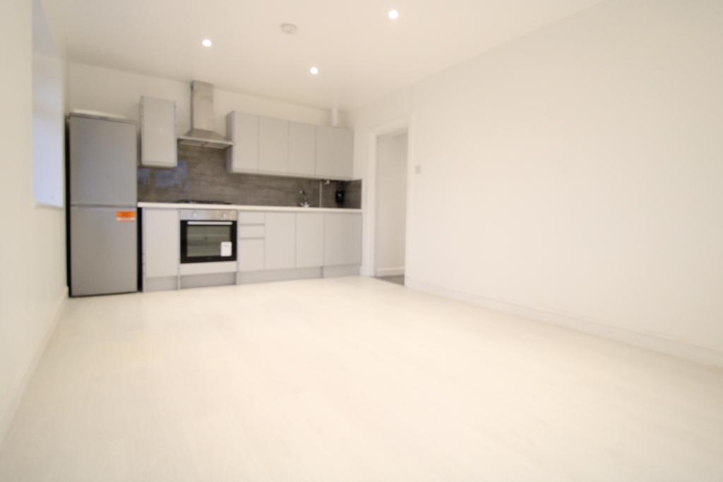 3 bed maisonette for sale Warley Road, Hayes UB4