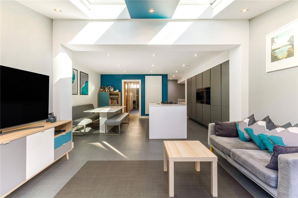 Living/Kitchen