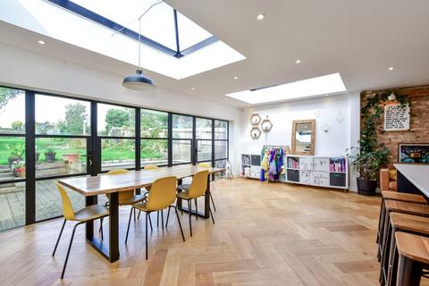 4 bedroom semi-detached house for sale, Hyde Lane, Pimlico, HP3