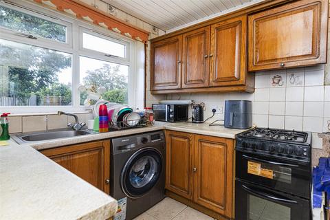 3 bedroom semi-detached house for sale, Burniston Drive, Huddersfield HD3