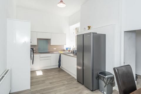 undefined, 4142L Bruntsfield Place, Edinburgh, EH10 4DQ
