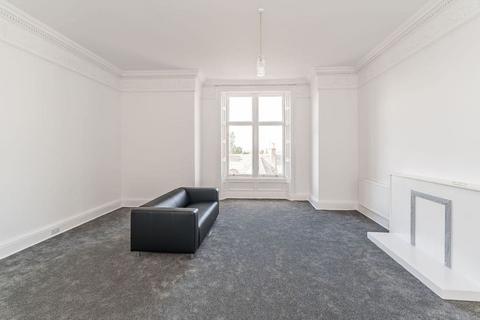 5 bedroom flat share to rent, 4142L Bruntsfield Place, Edinburgh, EH10 4DQ