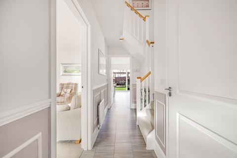 4 bedroom detached house for sale, Cowslip Close, Cheltenham , GL53 0FN