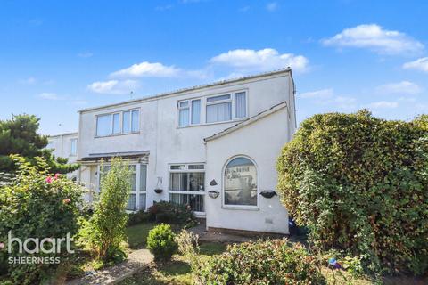 Seasalter Close, Warden