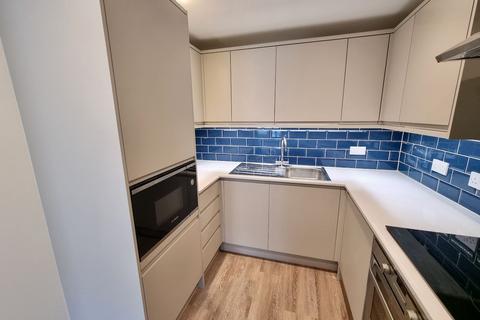 2 bedroom apartment to rent, Point Pleasant, London