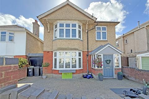 4 bedroom detached house for sale, Heatherlea Road, Bournemouth, Dorset, BH6