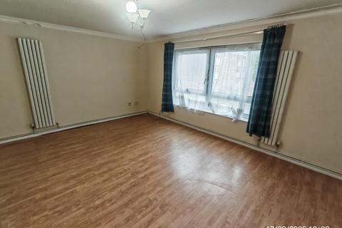 2 bedroom flat to rent, 72, Warrior Square, Manor Park, E12