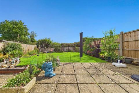 21 Hammonds Croft, Hixon, Stafford, ST18 0PQ