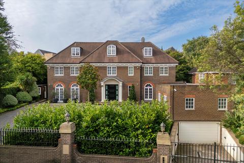 undefined, Byron Drive, London, N2