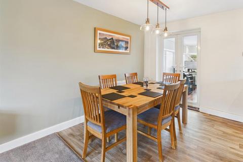 3 bedroom semi-detached house for sale, Berwick Road, Buxton