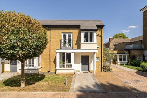 undefined, Flutemakers Mews, London SW4