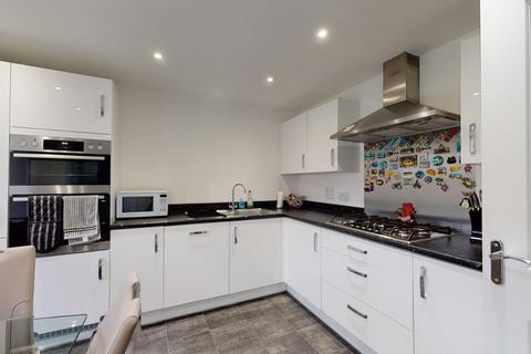 undefined, Canary Grove, Aylesham, Canterbury, Kent, CT3