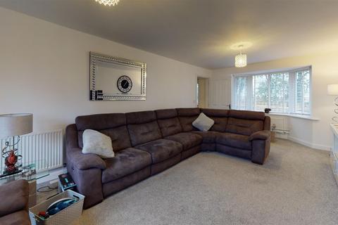 undefined, Canary Grove, Aylesham, Canterbury, Kent, CT3