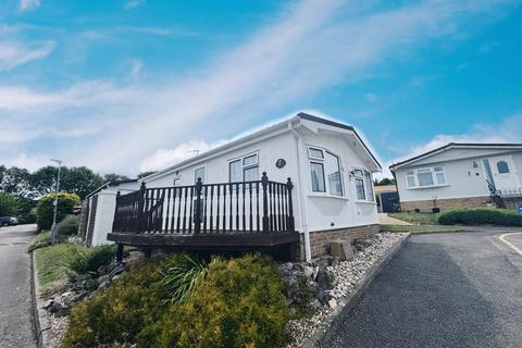 2 bedroom park home for sale, Pine Walk, Limit Home Park, Northchurch HP4