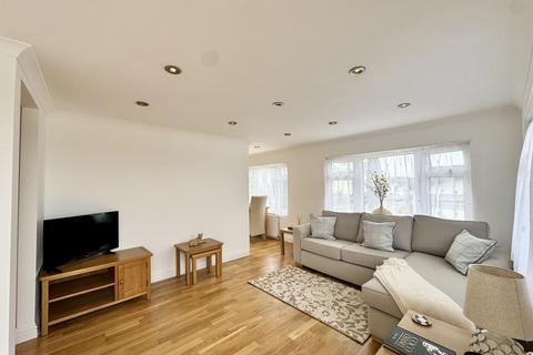 2 bedroom park home for sale, Pine Walk, Limit Home Park, Northchurch HP4