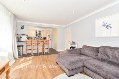 2 bedroom apartment for sale, Succombs Hill, Warlingham, Surrey
