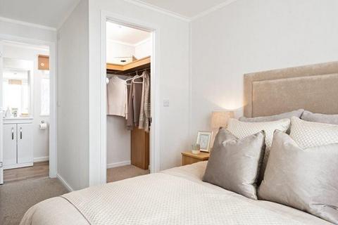 2 bedroom park home for sale, Woodside Park, Slip End LU1