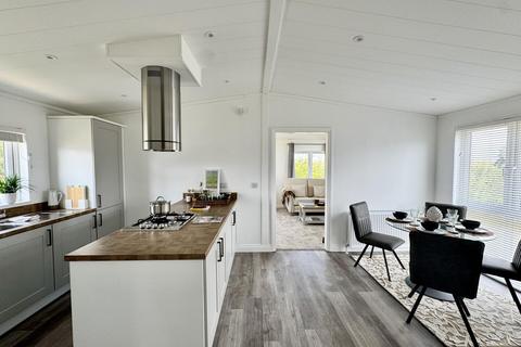 2 bedroom park home for sale, Clifton Park, Clifton SG17