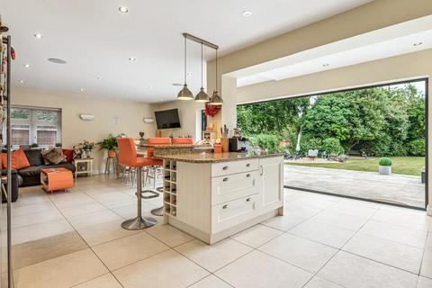 undefined, Pinkneys Drive, Maidenhead, Berkshire, SL6