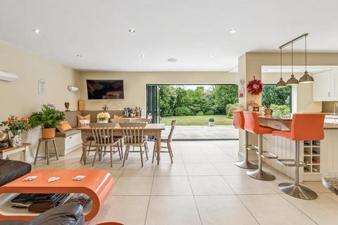 undefined, Pinkneys Drive, Maidenhead, Berkshire, SL6