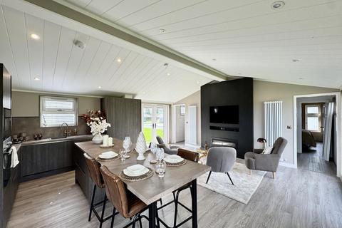 2 bedroom park home for sale, Little Meadow, Woodside LU1