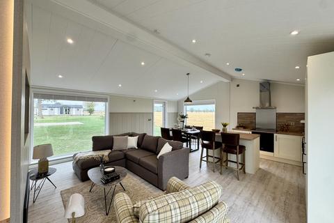 2 bedroom park home for sale, Little Meadow, Woodside LU1
