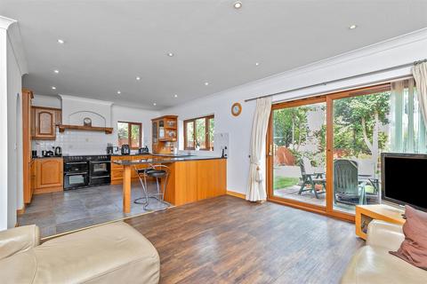 undefined, Maple Close, Pulloxhill MK45