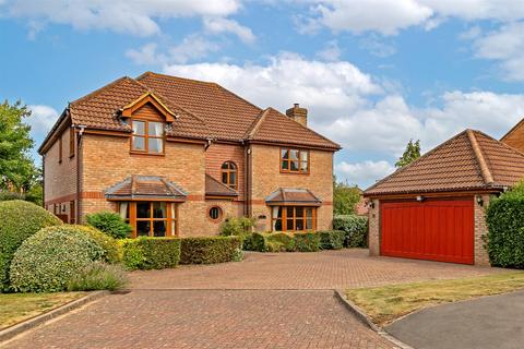 undefined, Maple Close, Pulloxhill MK45
