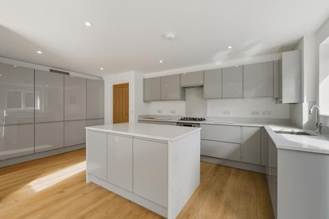 3 bedroom terraced house for sale, Plaw Hatch Close, Hertfordshire CM23