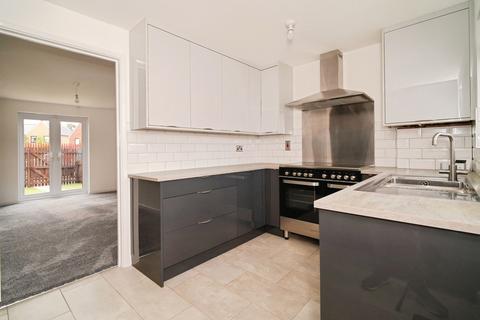 2 bedroom terraced house for sale, Cherry Tree Walk, West Yorkshire WF11
