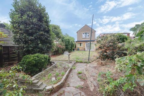 3 bedroom detached house for sale, Berwick Road, Rainham RM13