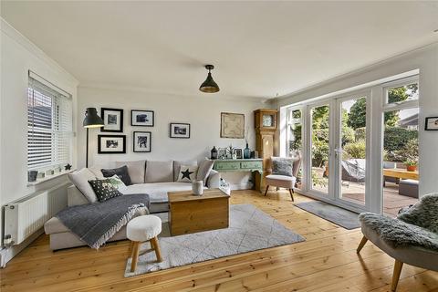 3 bedroom semi-detached house for sale, St. Georges Road, Feltham