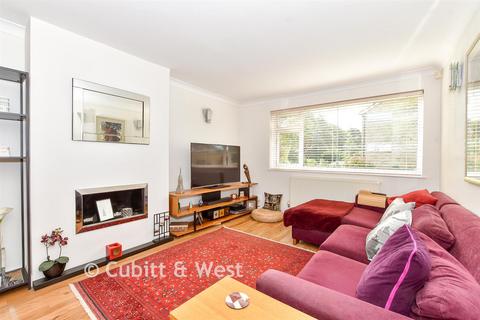 Maple Walk, Rustington BN16