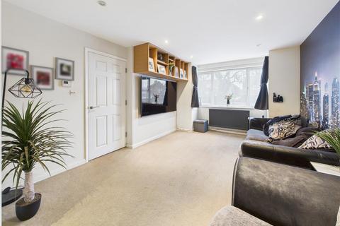 3 bedroom detached house for sale, Queensway South, Hersham, Walton-On-Thames