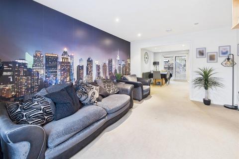 3 bedroom detached house for sale, Queensway South, Hersham, Walton-On-Thames